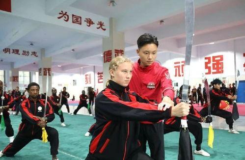 成人学武术的视频,跟随武术视频轻松入门